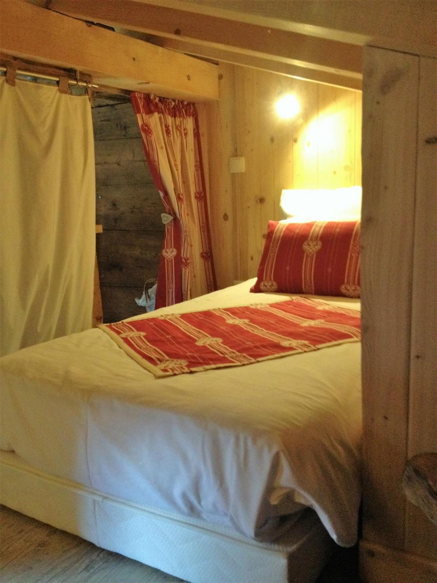 Les Chalets Du Bonheur Les Houches Luaran gambar